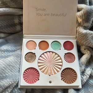 Ofra good to go mini mix palette